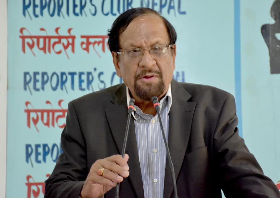 प्रचण्डले तत्काल राजिनामा दिएर कामचलाउ बजेट ल्याउनुपर्छ : पूर्वअर्थमन्त्री डा. महत